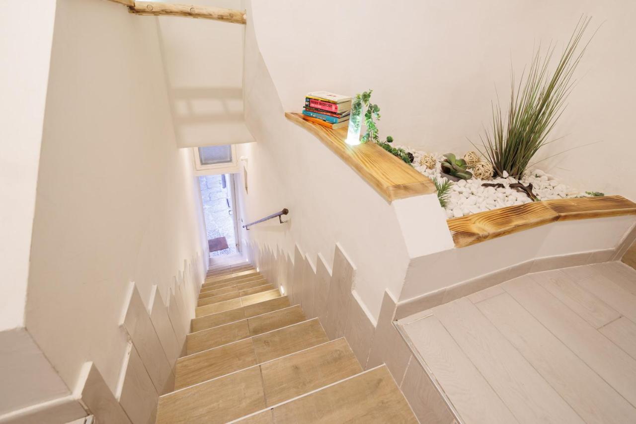 Legno Suite By HouseinNeapel Exteriör bild